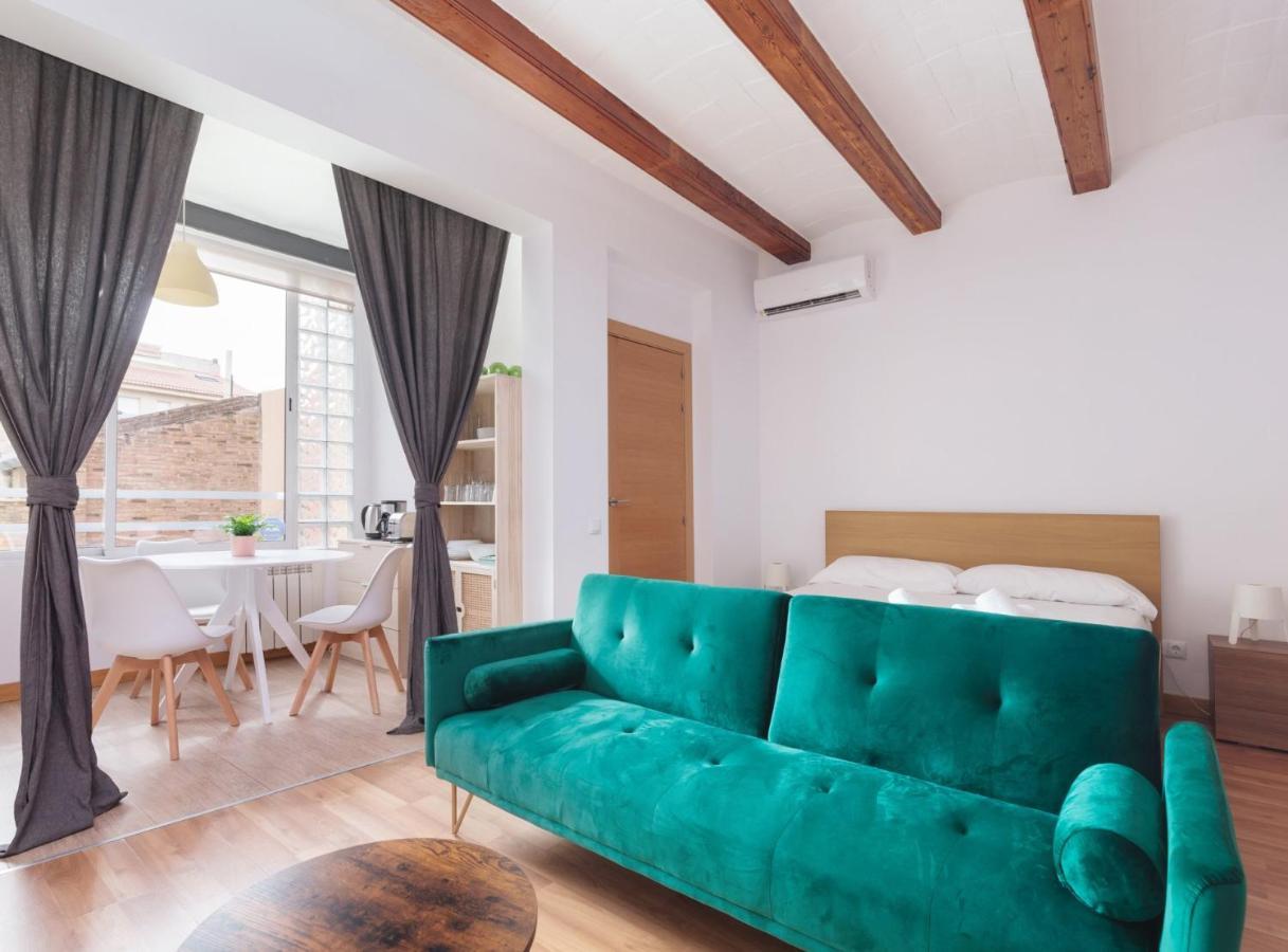 Spacious Doubleroom Apartment At Sants Barcelona Exterior photo